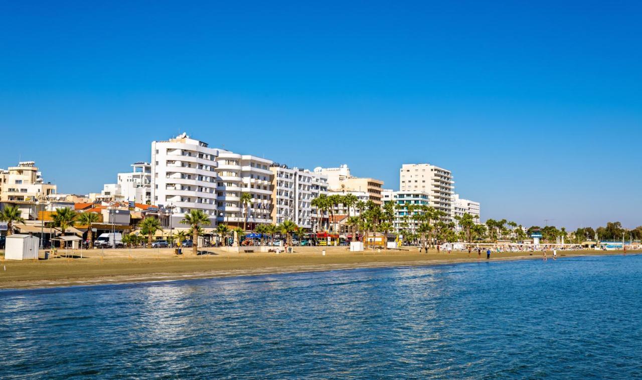 Promenade Breeze City Apartment Larnaca Exterior photo